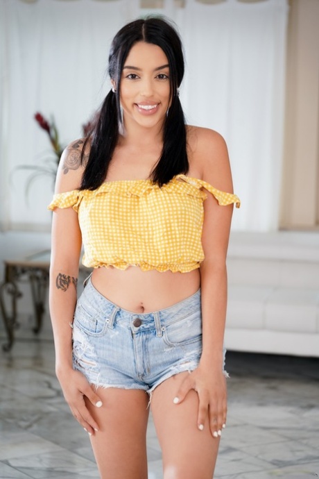 Vanessa Sky hd pornstar image