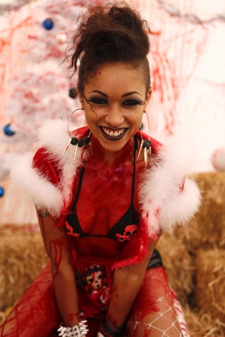 Skin Diamond pornographic actress pic