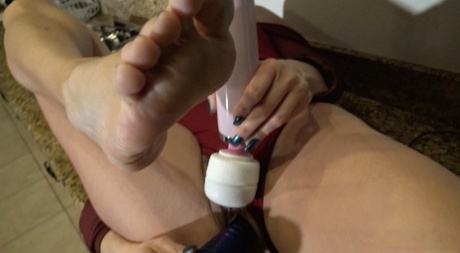 Brazzilian Foot Massage pornographic img