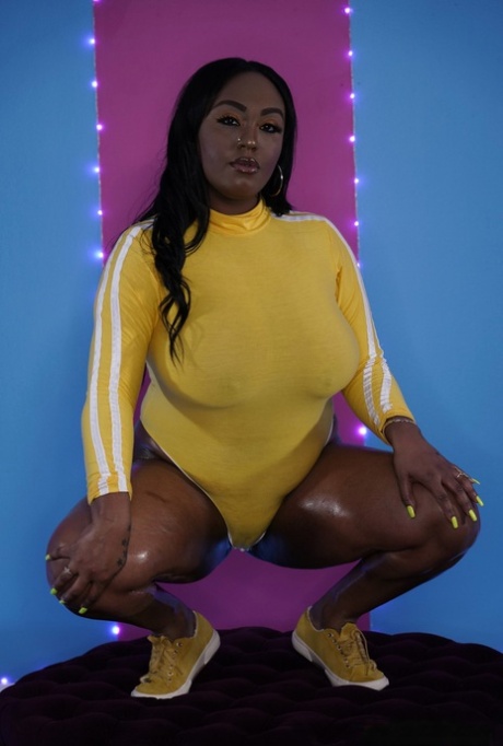 Black Make Her Cum beautiful nude archive